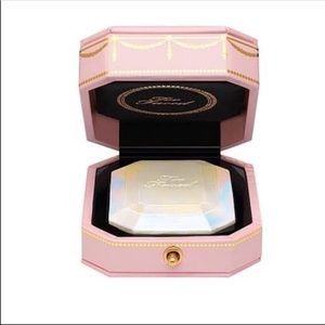 NEW Too Faced Diamond Highlight